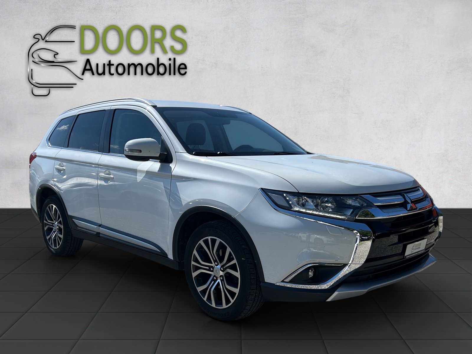 MITSUBISHI Outlander 2.2 DID Style Anniversary 4WD Automatic, Diesel, Occasion / Utilisé, Automatique - 3