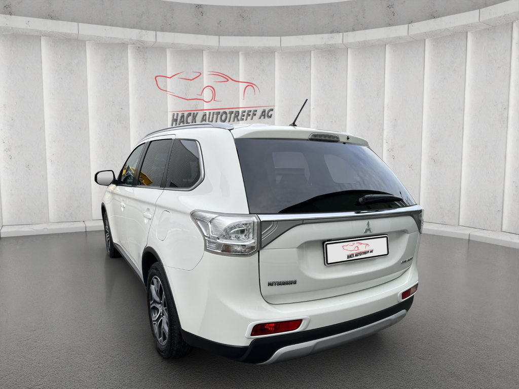 MITSUBISHI Outlander 2.2 DID Style, Diesel, Occasion / Utilisé, Automatique - 3