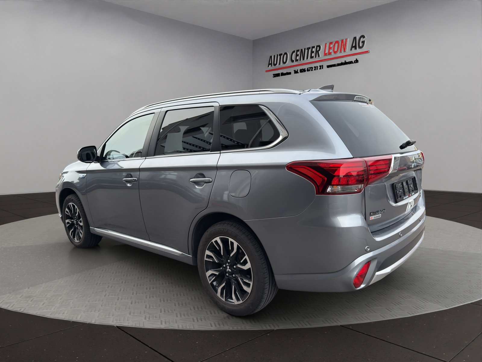 MITSUBISHI Outlander 2.0 PHEV Diamond 4WD Automatic, Hybride Rechargeable Essence/Électricité, Occasion / Utilisé, Automatique - 3