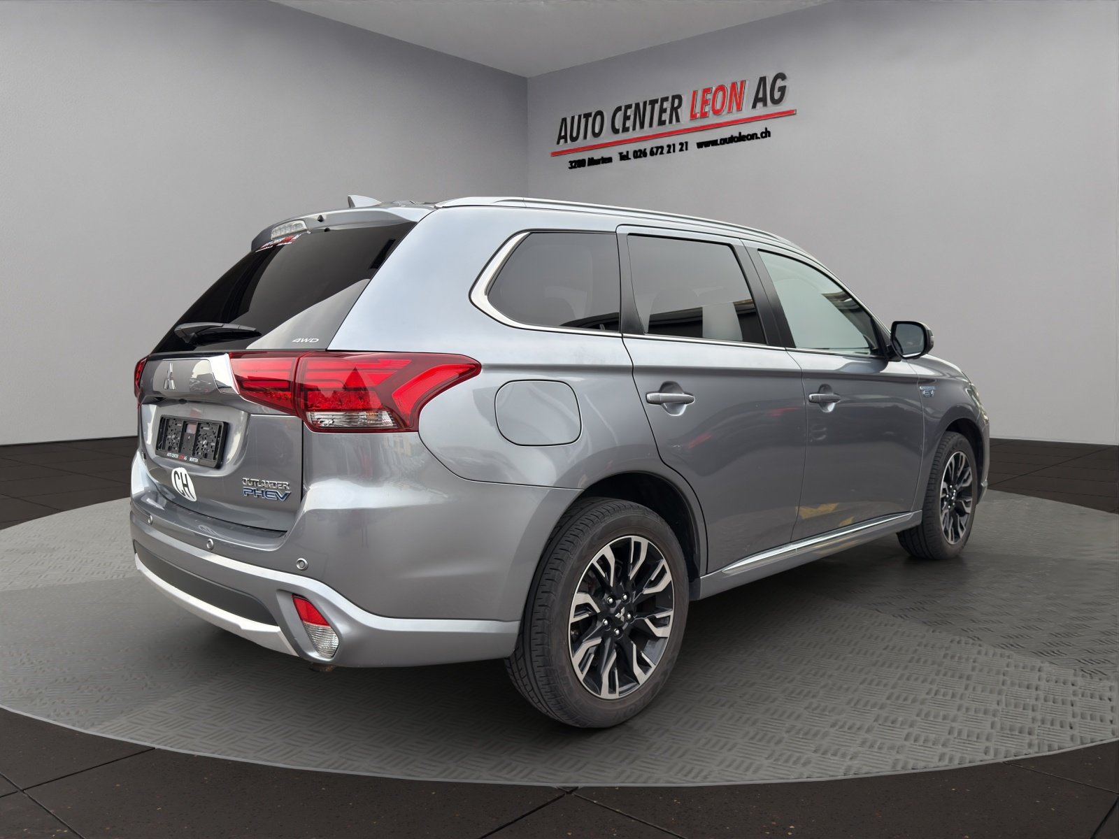 MITSUBISHI Outlander 2.0 PHEV Diamond 4WD Automatic, Hybride Rechargeable Essence/Électricité, Occasion / Utilisé, Automatique - 5