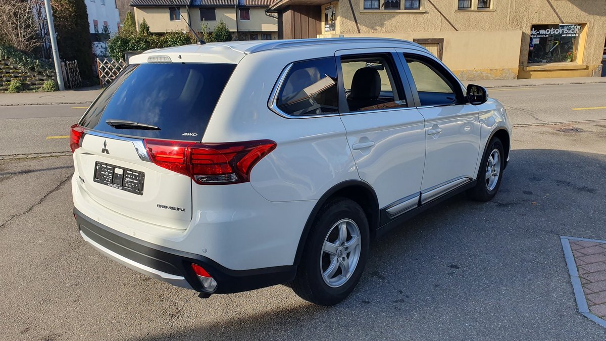 MITSUBISHI Outlander 2.2DID SwissStar Anhängelast bis 2.0t möglich, Diesel, Occasioni / Usate, Manuale - 3