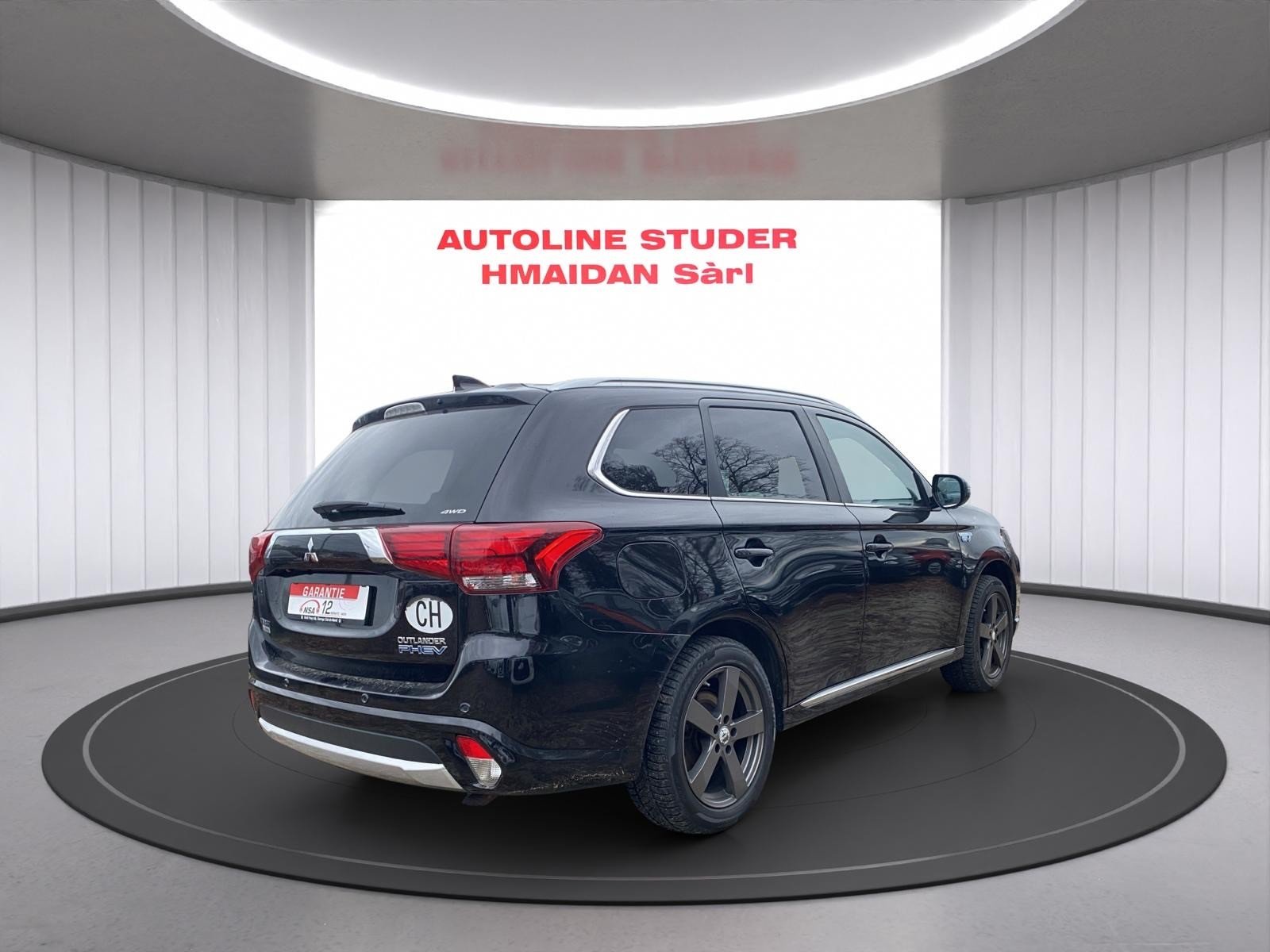 MITSUBISHI Outlander 2.0 PHEV Diamond 4WD Automatic, Hybride Rechargeable Essence/Électricité, Occasion / Utilisé, Automatique - 4