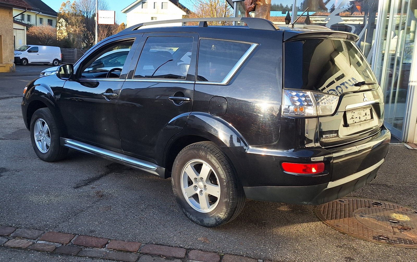 MITSUBISHI Outlander 2.2 DID Invite, Diesel, Occasion / Gebraucht, Automatik - 2