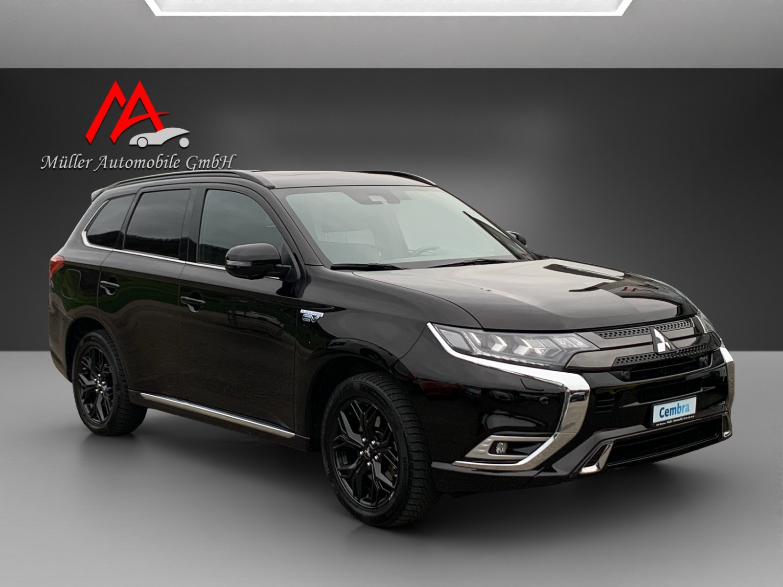 MITSUBISHI Outlander 2.4 PHEV Diamond S-Edition 4WD Automati, Plug-in-Hybrid Petrol/Electric, Second hand / Used, Automatic - 2