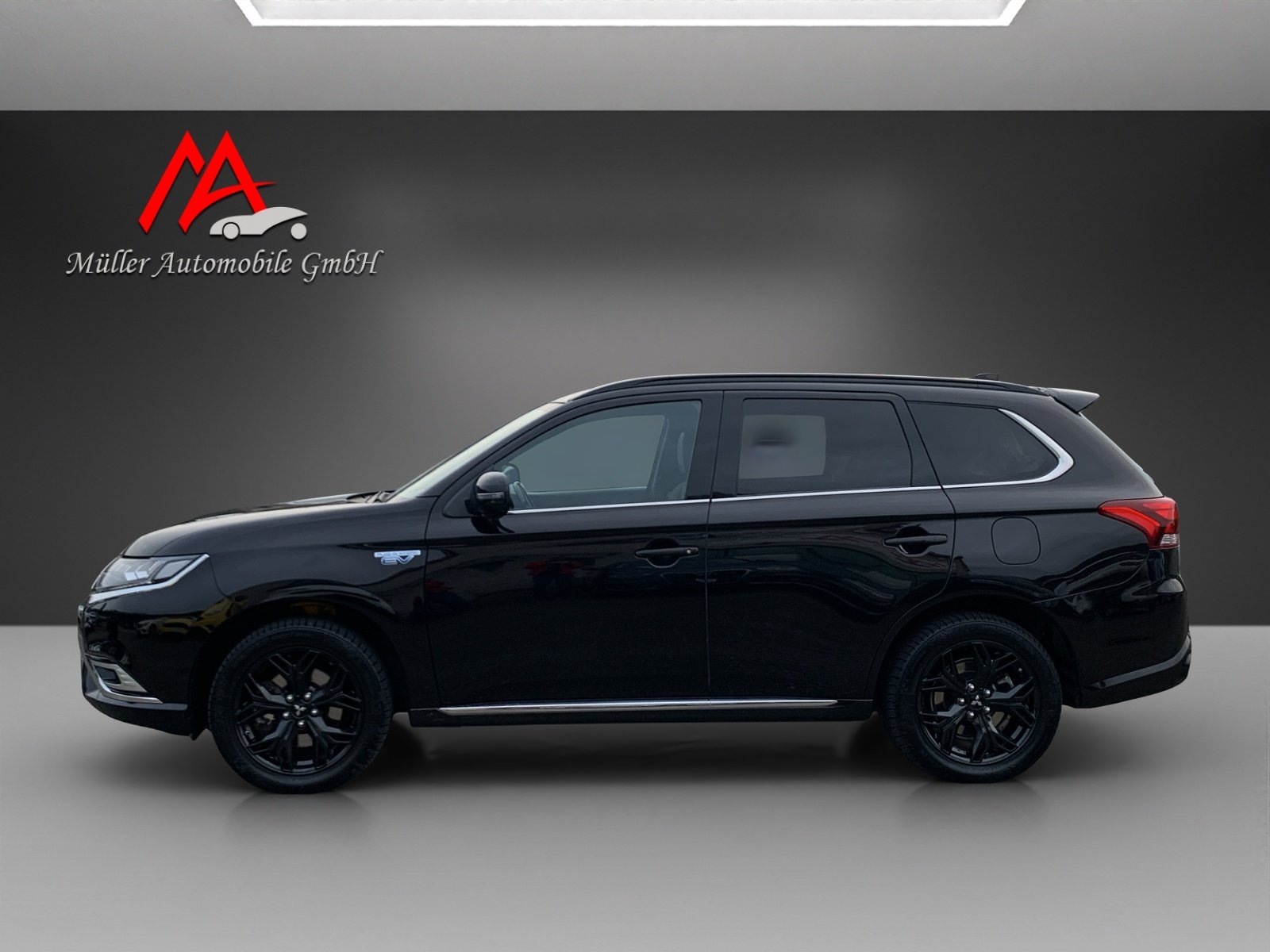 MITSUBISHI Outlander 2.4 PHEV Diamond S-Edition 4WD Automati, Plug-in-Hybrid Petrol/Electric, Second hand / Used, Automatic - 7