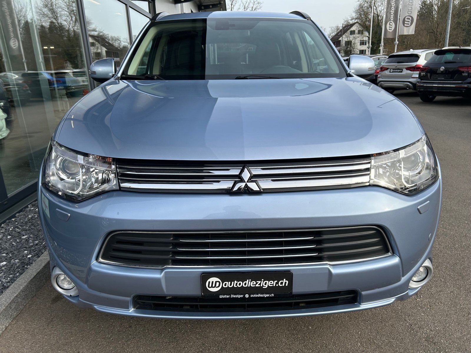 MITSUBISHI Outlander 2.0 PHEV Navigator eAssist, Plug-in-Hybrid Petrol/Electric, Second hand / Used, Automatic - 2