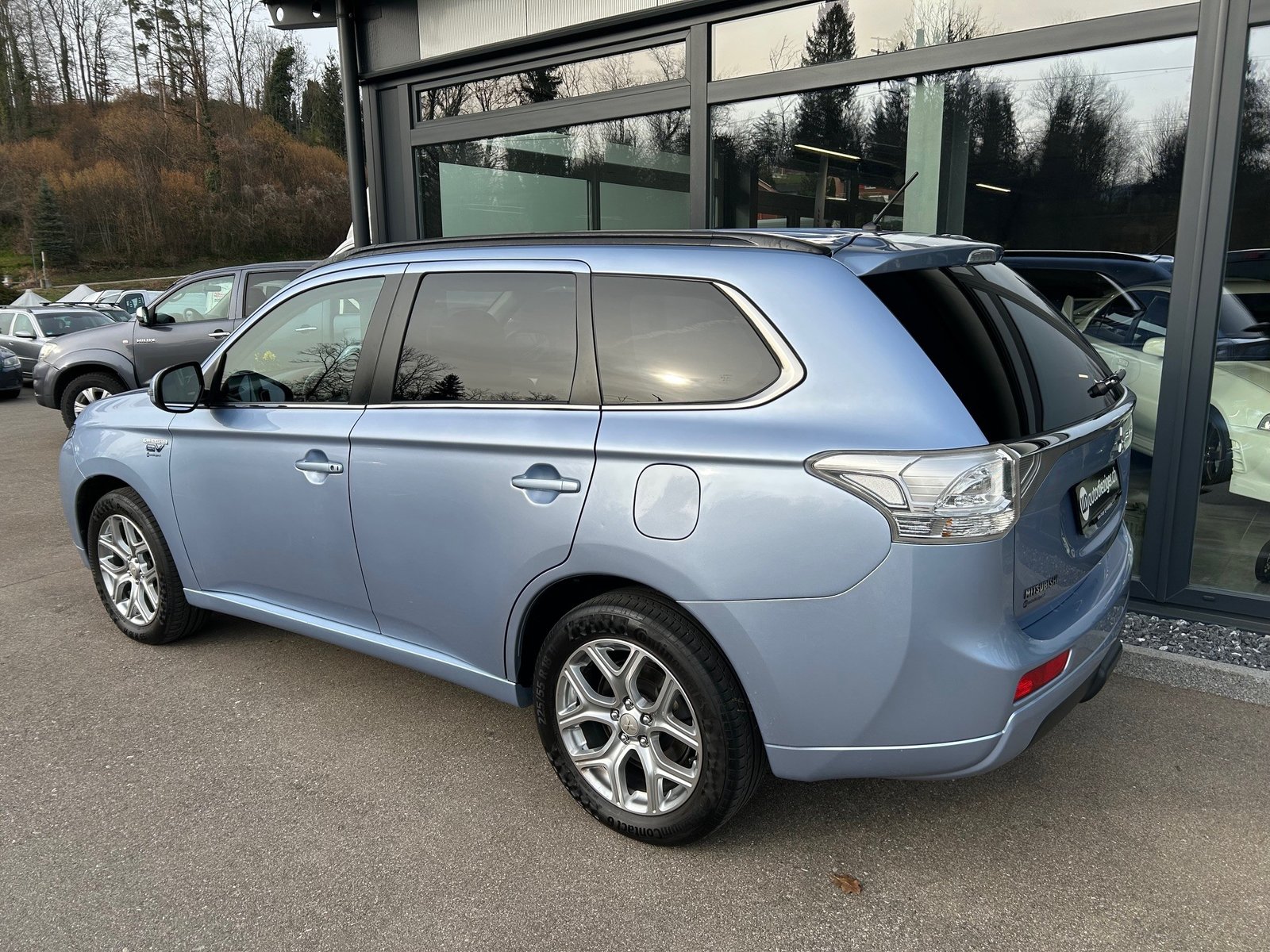 MITSUBISHI Outlander 2.0 PHEV Navigator eAssist, Plug-in-Hybrid Petrol/Electric, Second hand / Used, Automatic - 5