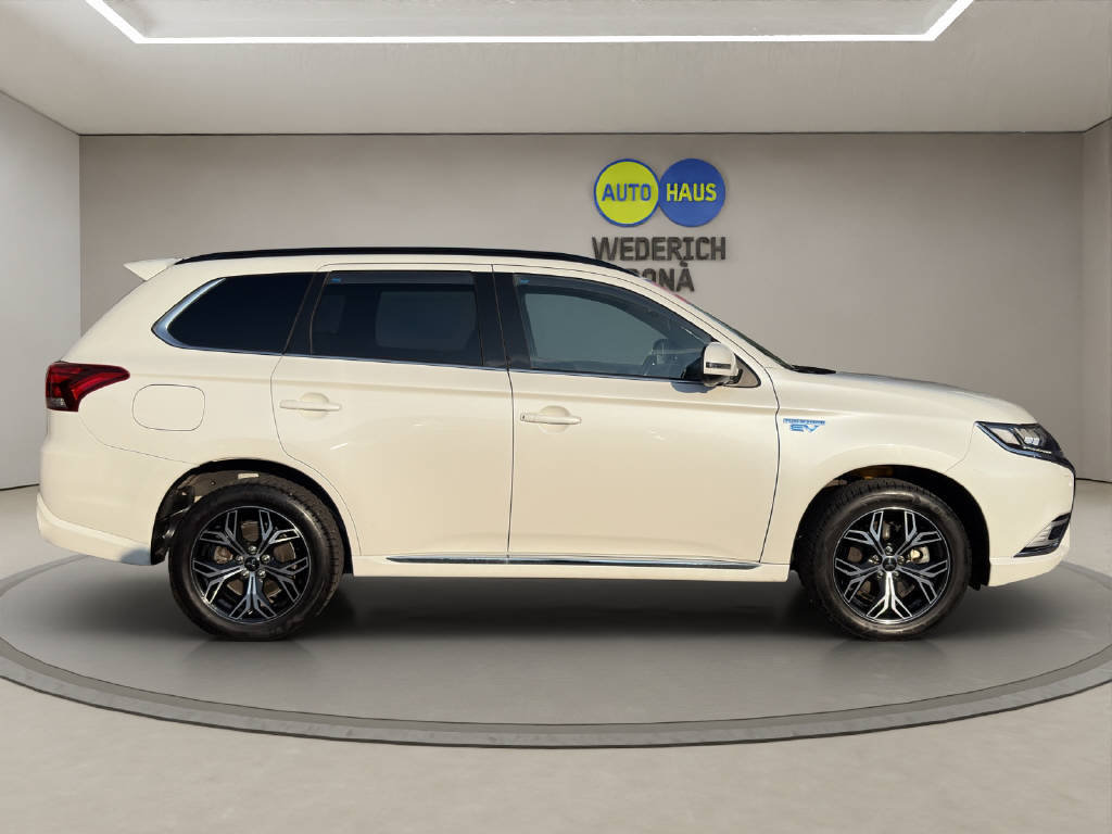MITSUBISHI Outlander 2.4 PHEV Diamond S-Edition, Voll-Hybrid Benzin/Elektro, Occasion / Gebraucht, Automatik - 6