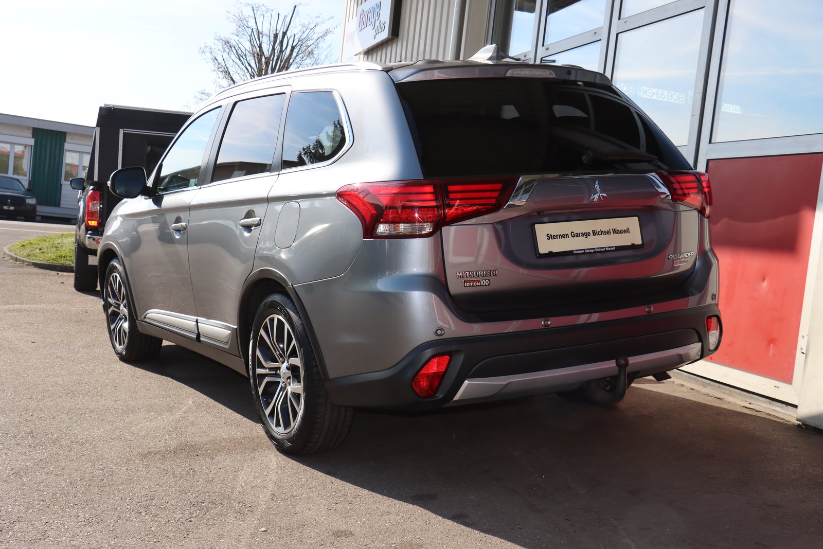 MITSUBISHI Outlander 2.2 DID Diamond 4WD Automatic, Diesel, Occasion / Gebraucht, Automatik - 6