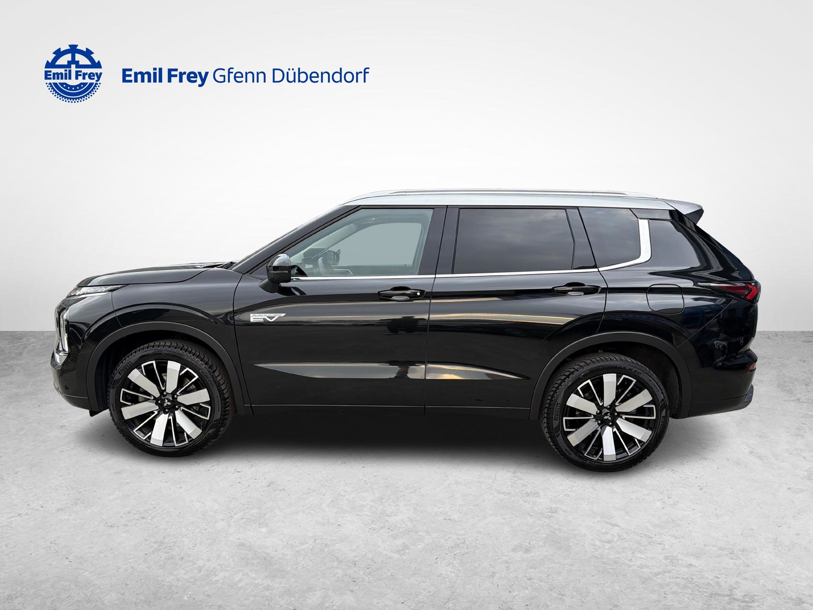 MITSUBISHI Outlander 2.4 PHEV Instyle 4x4, Plug-in-Hybrid Benzin/Elektro, Occasion / Gebraucht, Automatik - 2
