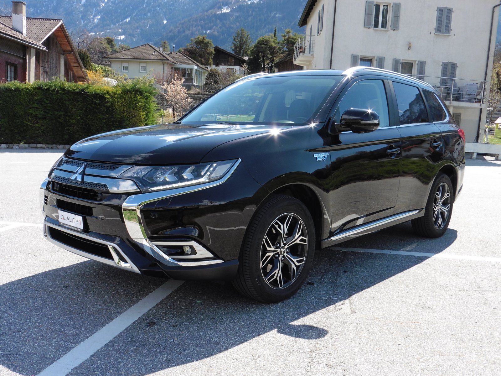 MITSUBISHI Outlander 2.4 PHEV Style 4WD Automatic, Hybride Rechargeable Essence/Électricité, Occasion / Utilisé, Automatique - 6
