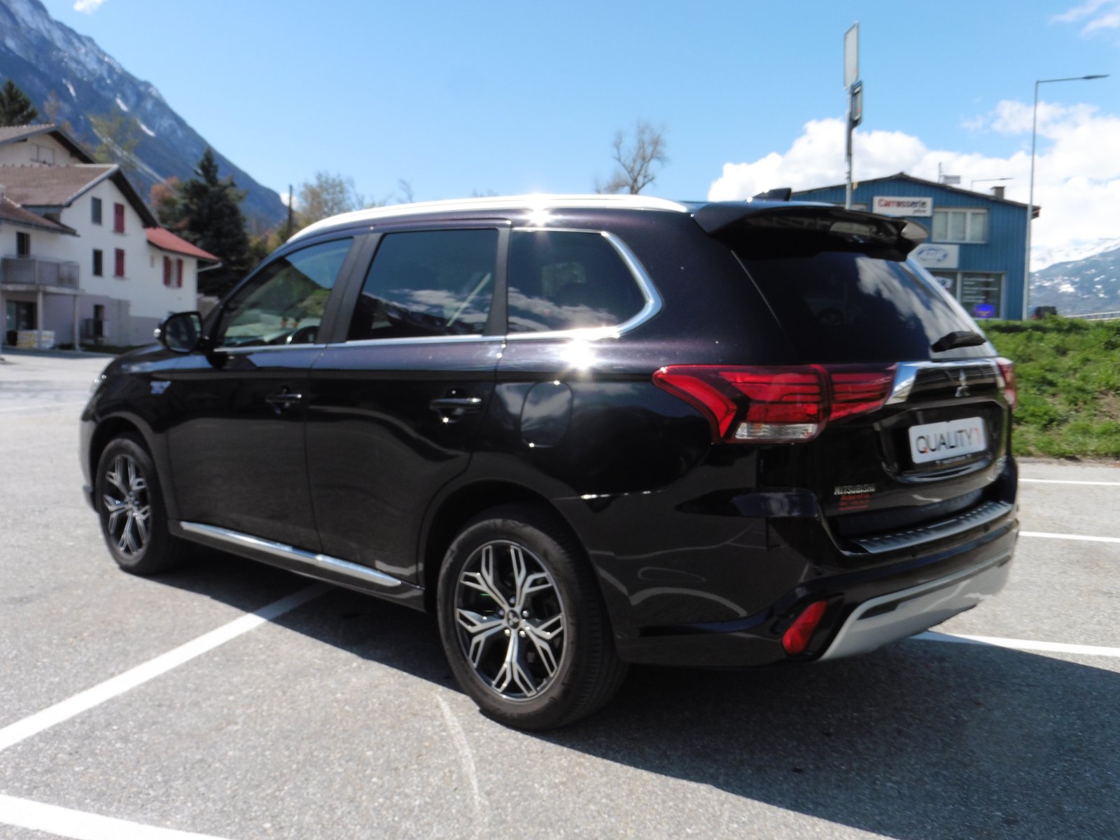 MITSUBISHI Outlander 2.4 PHEV Style 4WD Automatic, Hybride Rechargeable Essence/Électricité, Occasion / Utilisé, Automatique - 7
