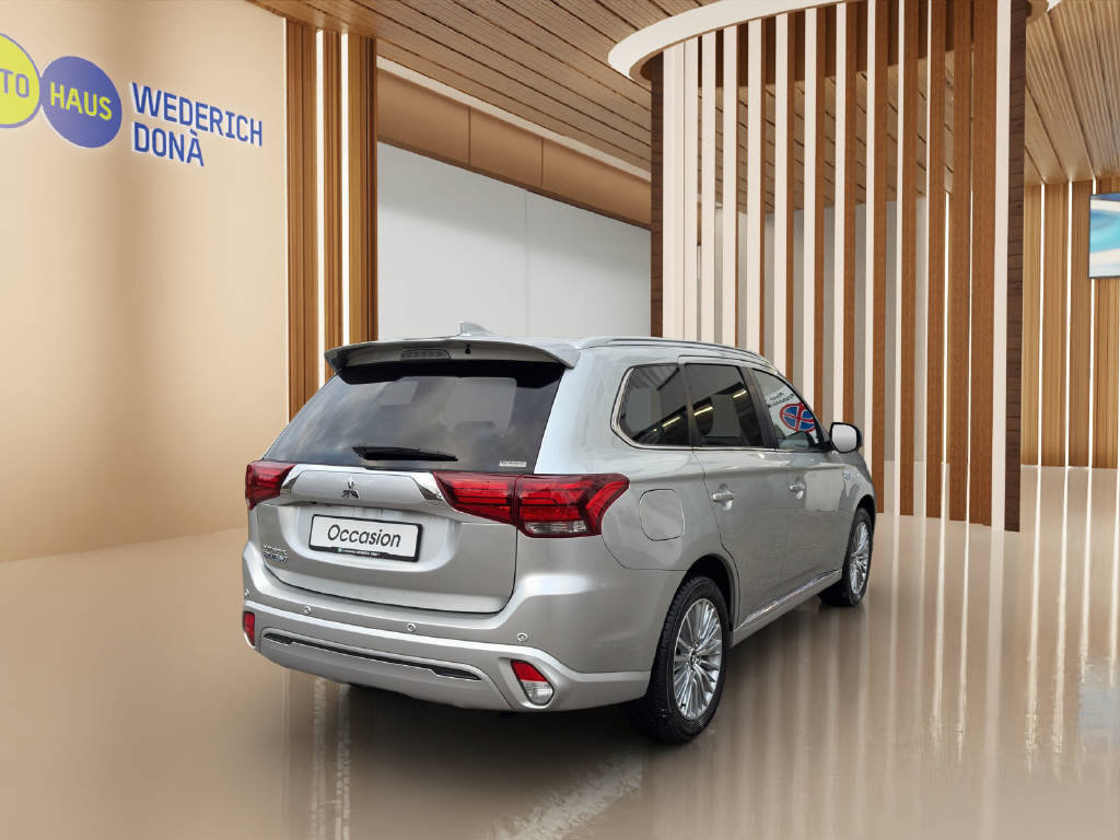 MITSUBISHI Outlander 2.4 PHEV Diamond+, Plug-in-Hybrid Benzin/Elektro, Occasion / Gebraucht, Automatik - 5