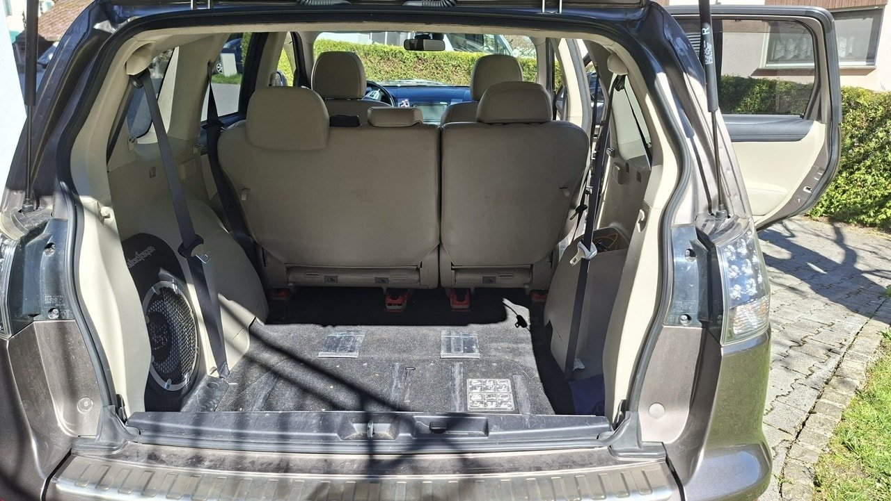 MITSUBISHI Outlander 2.2 DID Navigator 4WD TC-SST, Diesel, Second hand / Used, Automatic - 6