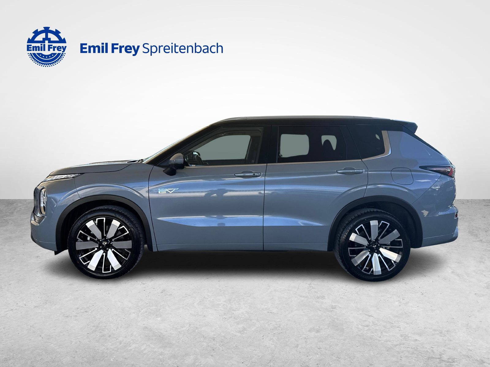 MITSUBISHI Outlander 2.4 PHEV Instyle 4x4 / Jetzt mit attraktivem 1.9% , Plug-in-Hybrid Petrol/Electric, Second hand / Used, Automatic - 2