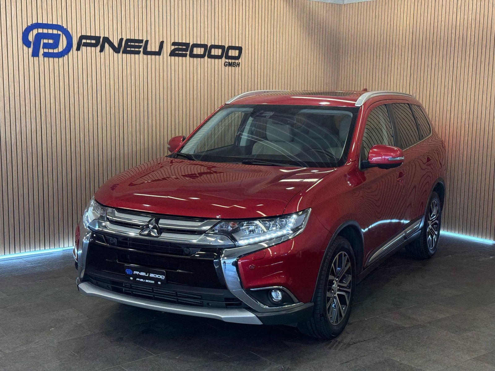 MITSUBISHI Outlander 2.2 DID Diamond Annivers. 4WD Automatic