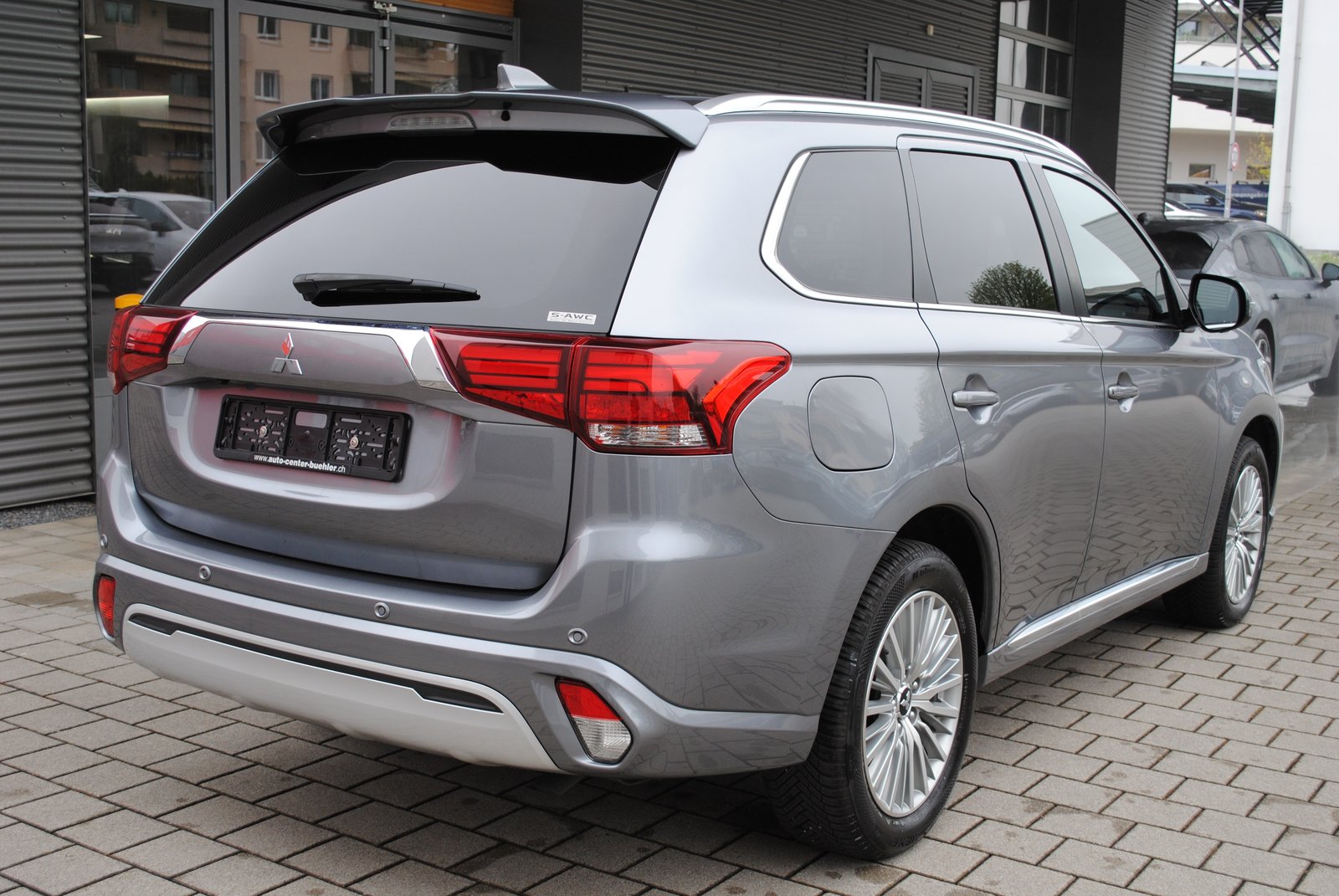 MITSUBISHI Outlander 2.4 PHEV Diamond 4WD Automatic, Plug-in-Hybrid Benzina/Elettrica, Occasioni / Usate, Automatico - 7