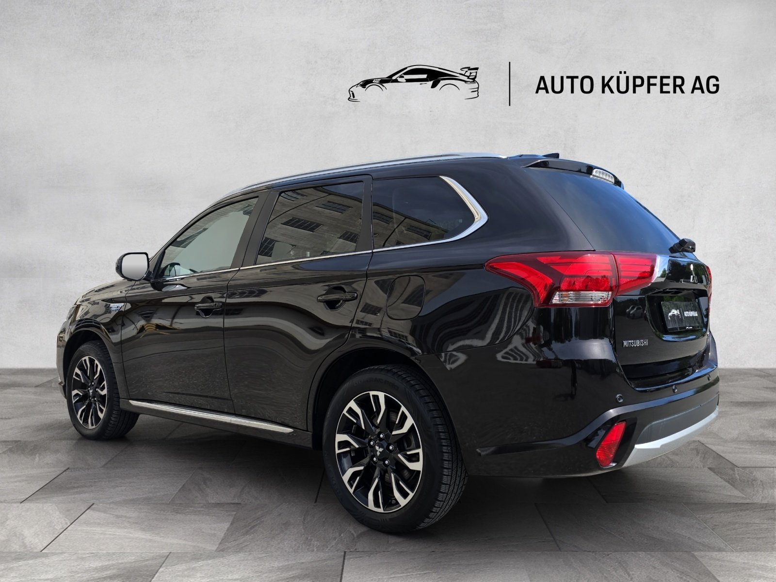 MITSUBISHI Outlander 2.4 PHEV Diamond S-Edition 4WD Automati, Plug-in-Hybrid Benzin/Elektro, Occasion / Gebraucht, Automatik - 4