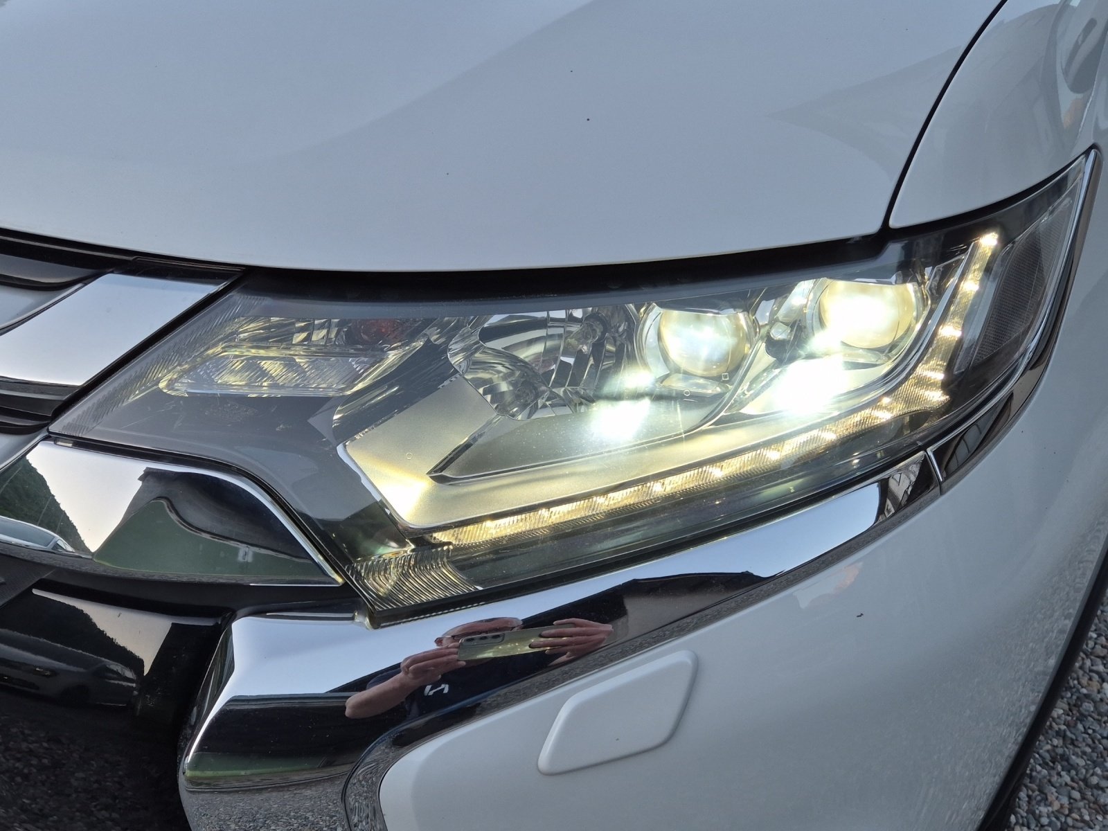 MITSUBISHI Outlander 2.2 DID Diamond 4WD Automatic, Diesel, Occasion / Utilisé, Automatique - 2