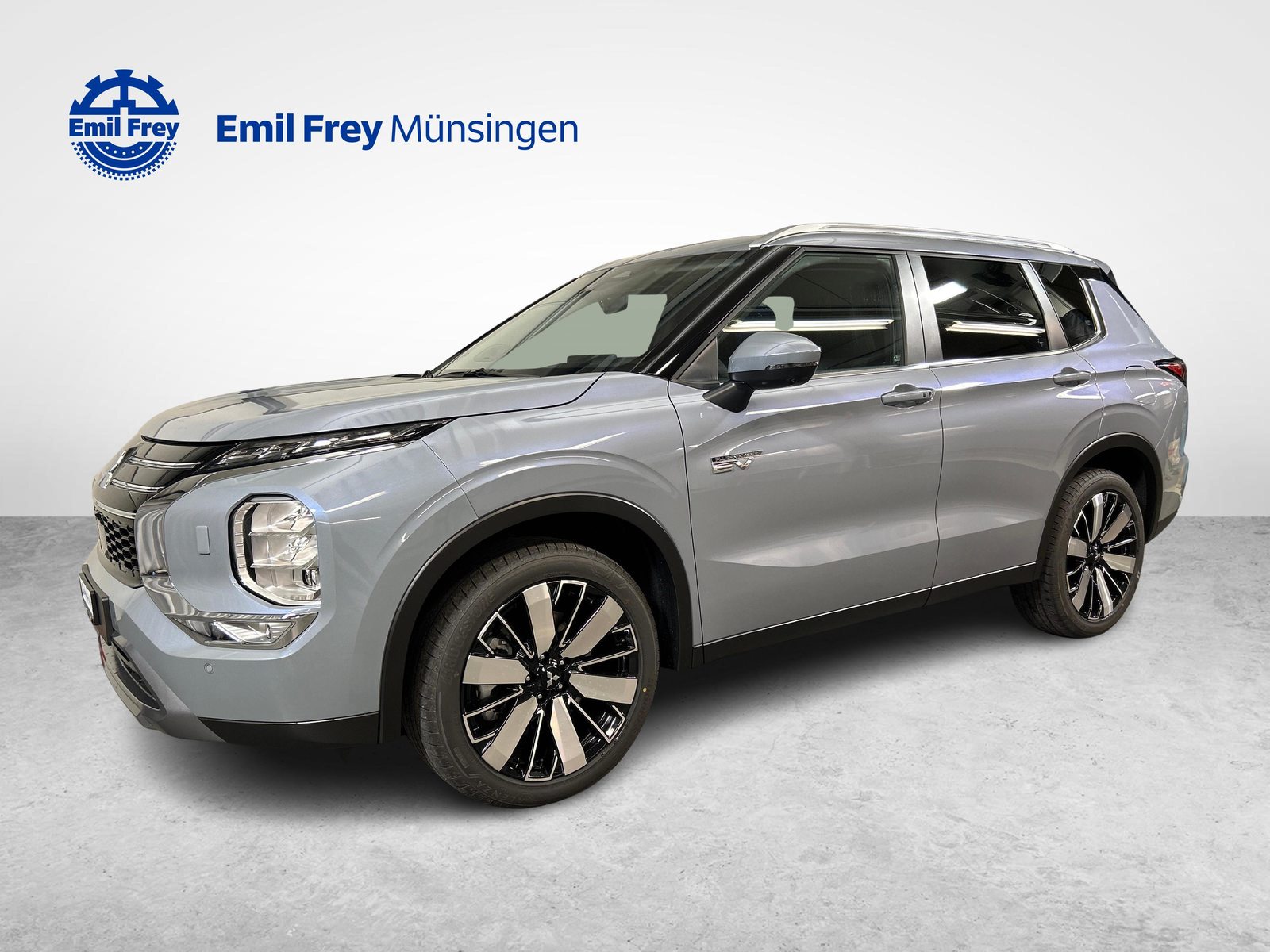 MITSUBISHI Outlander 2.4 PHEV Intense 4x4, Plug-in-Hybrid Benzin/Elektro, Occasion / Gebraucht, Automatik - 2