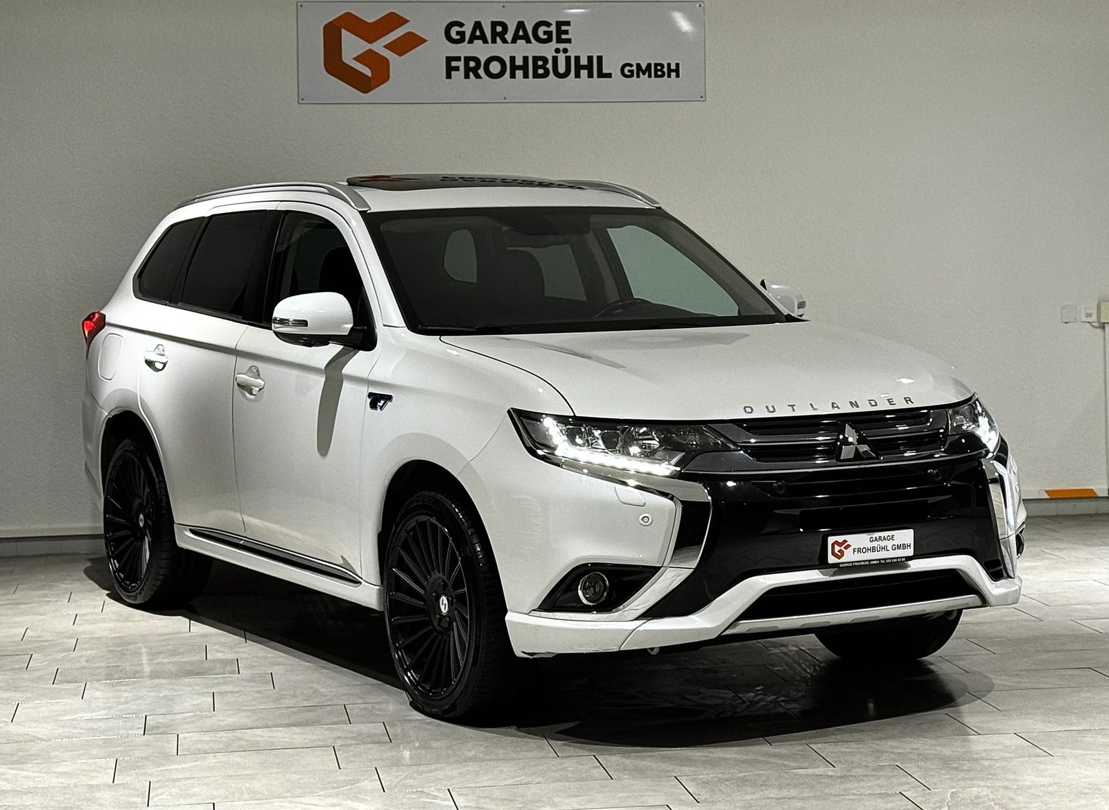 MITSUBISHI Outlander 2.0 PHEV Diamond 4WD Automatic, Plug-in-Hybrid Benzin/Elektro, Occasion / Gebraucht, Automatik - 3