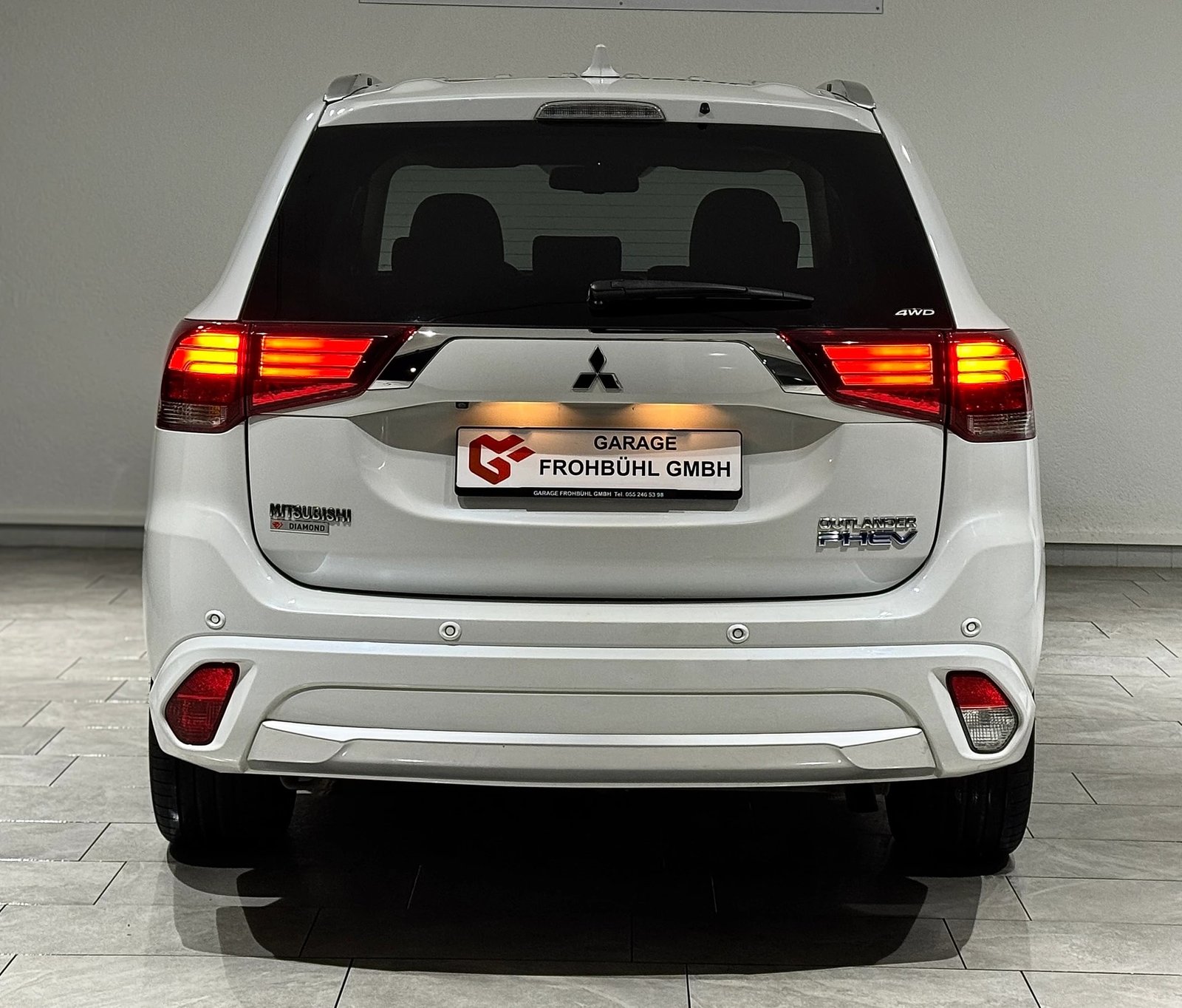 MITSUBISHI Outlander 2.0 PHEV Diamond 4WD Automatic, Plug-in-Hybrid Benzin/Elektro, Occasion / Gebraucht, Automatik - 6