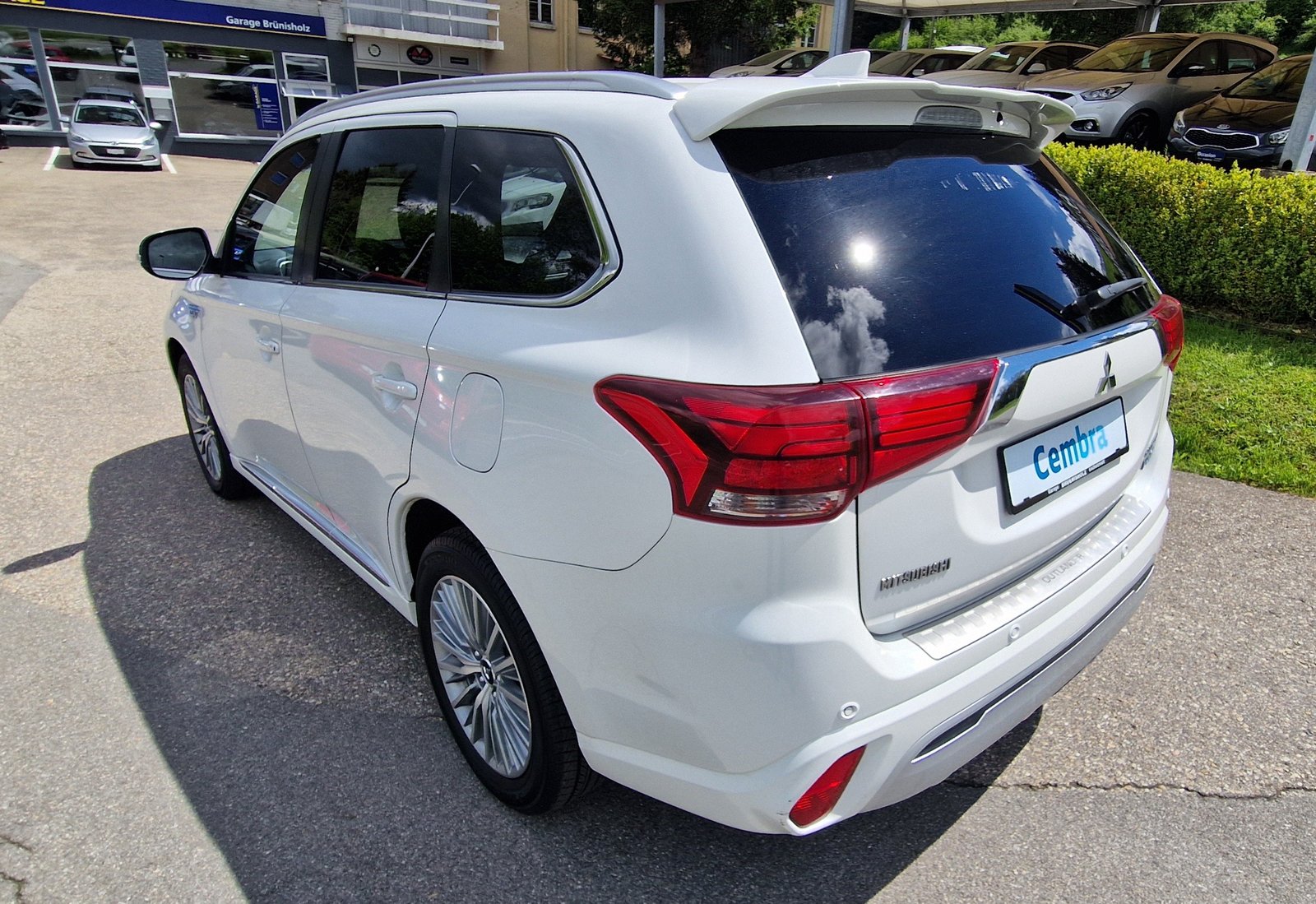 MITSUBISHI Outlander 2.4 PHEV Diamond S-Edition 4WD Automati, Hybride Rechargeable Essence/Électricité, Occasion / Utilisé, Automatique - 4