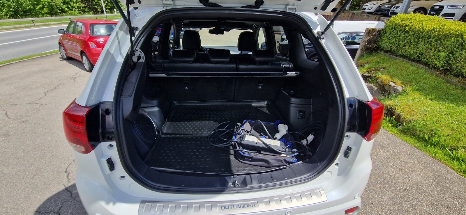 MITSUBISHI Outlander 2.4 PHEV Diamond S-Edition 4WD Automati, Hybride Rechargeable Essence/Électricité, Occasion / Utilisé, Automatique - 7