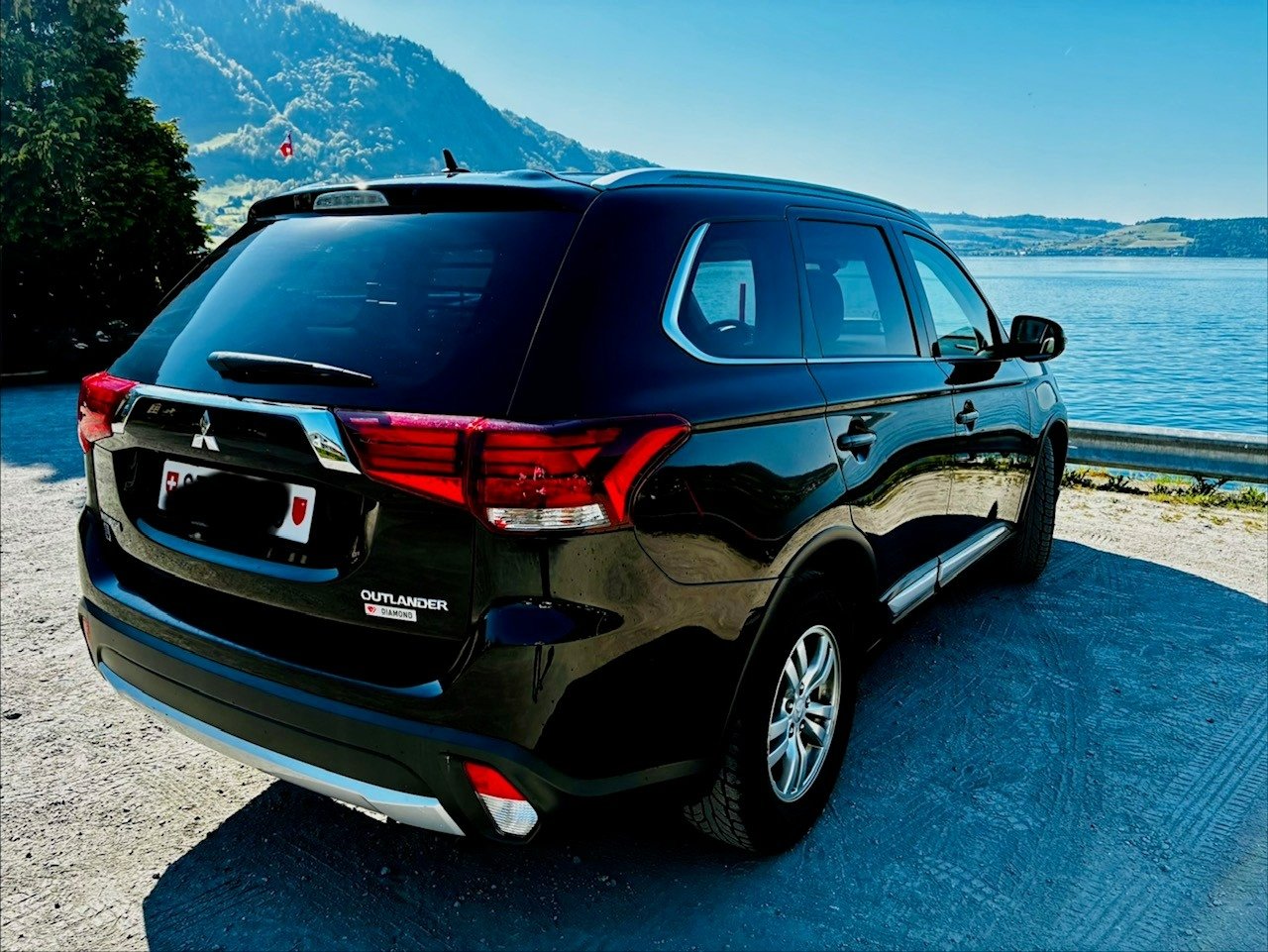 MITSUBISHI Outlander 2.2 DID Diamond, Diesel, Occasioni / Usate, Automatico - 2