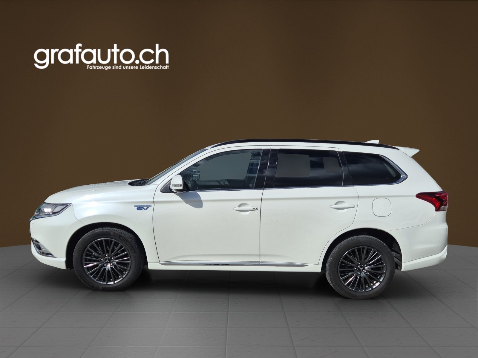MITSUBISHI Outlander 2.4 PHEV Diamond S-Edition