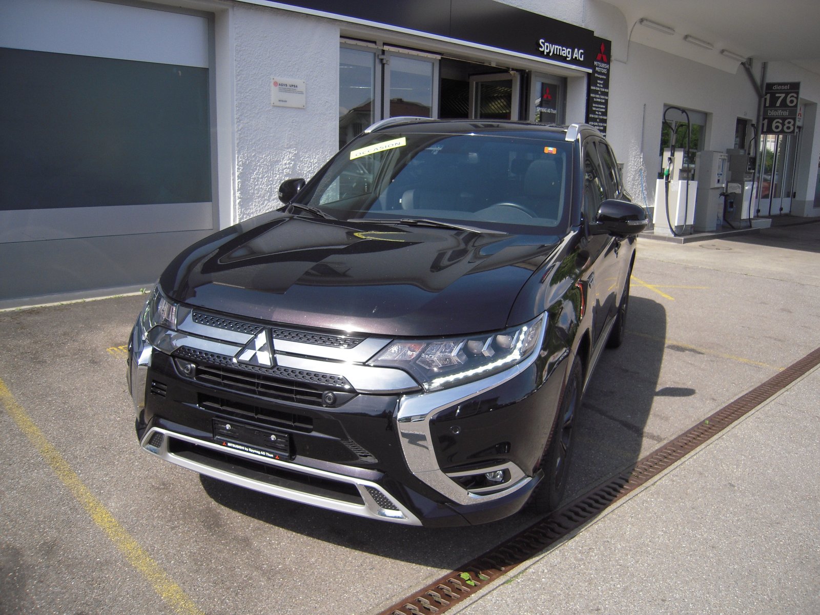 MITSUBISHI Outlander 2.4 PHEV Diamond S-Edition 4WD Automati