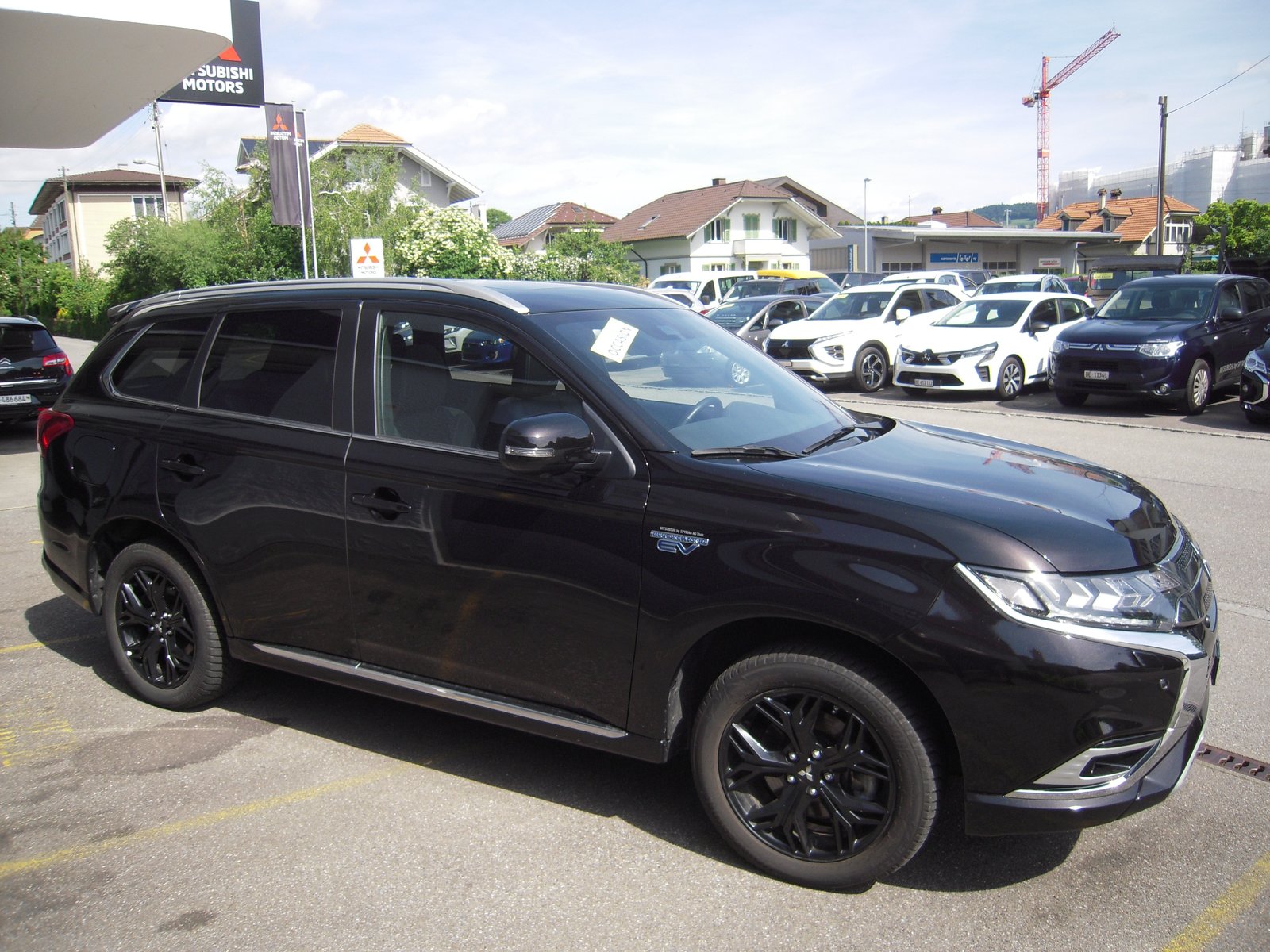 MITSUBISHI Outlander 2.4 PHEV Diamond S-Edition 4WD Automati, Plug-in-Hybrid Petrol/Electric, Second hand / Used, Automatic - 2