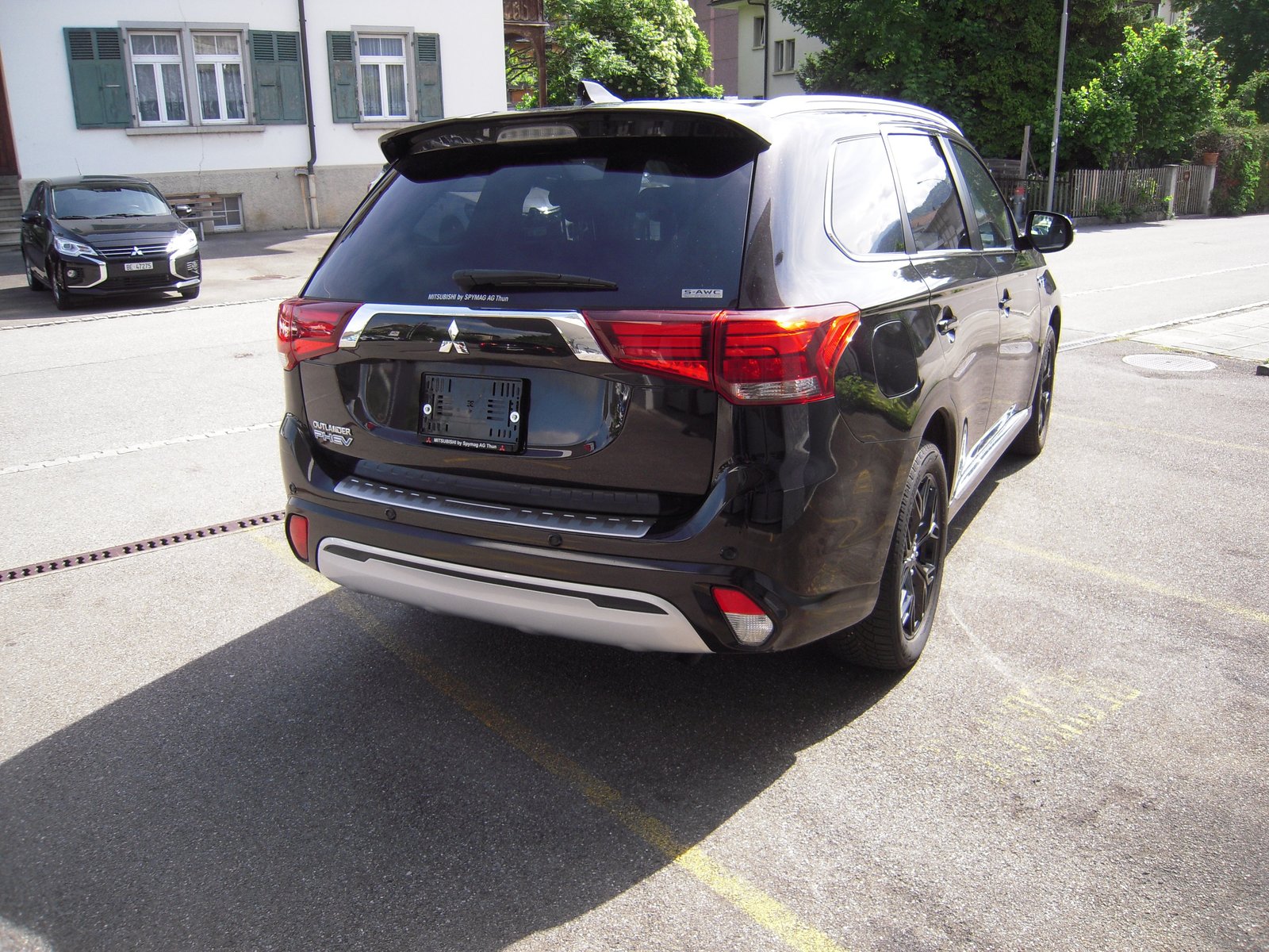 MITSUBISHI Outlander 2.4 PHEV Diamond S-Edition 4WD Automati, Plug-in-Hybrid Petrol/Electric, Second hand / Used, Automatic - 5