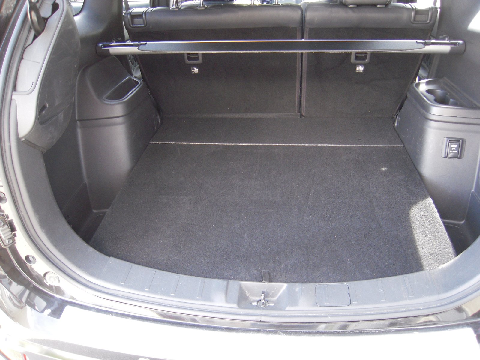 MITSUBISHI Outlander 2.4 PHEV Diamond S-Edition 4WD Automati, Plug-in-Hybrid Petrol/Electric, Second hand / Used, Automatic - 7