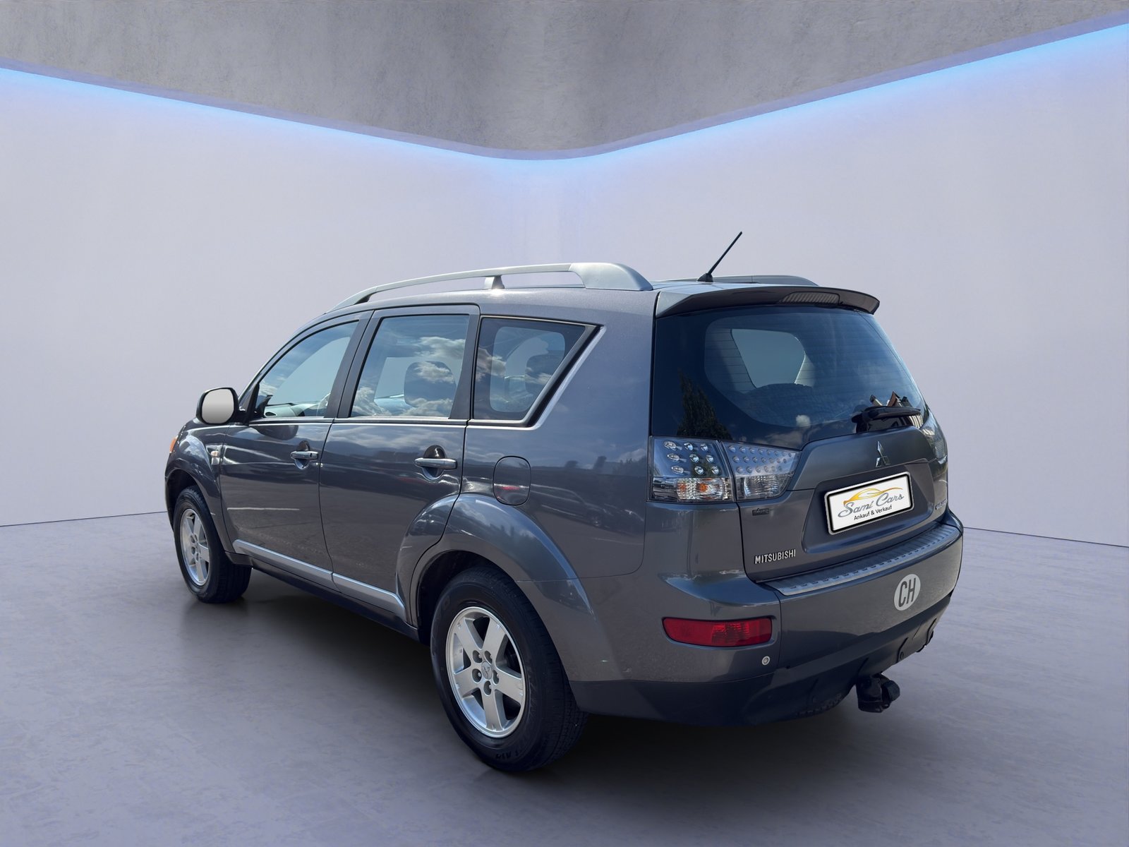 MITSUBISHI Outlander 2.0 DID Instyle 4WD, Diesel, Occasioni / Usate, Manuale - 4