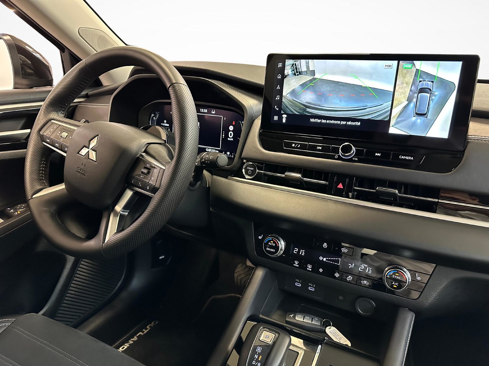 MITSUBISHI Outlander 2.4 PHEV Intense 4x4, Plug-in-Hybrid Benzina/Elettrica, Occasioni / Usate, Automatico - 6