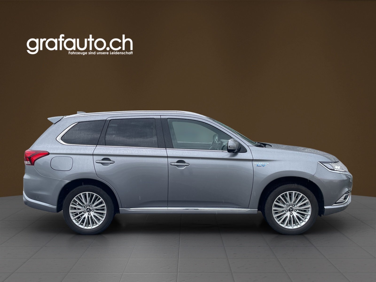 MITSUBISHI Outlander 2.4 PHEV Diamond, Plug-in-Hybrid Benzin/Elektro, Occasion / Gebraucht, Automatik - 3