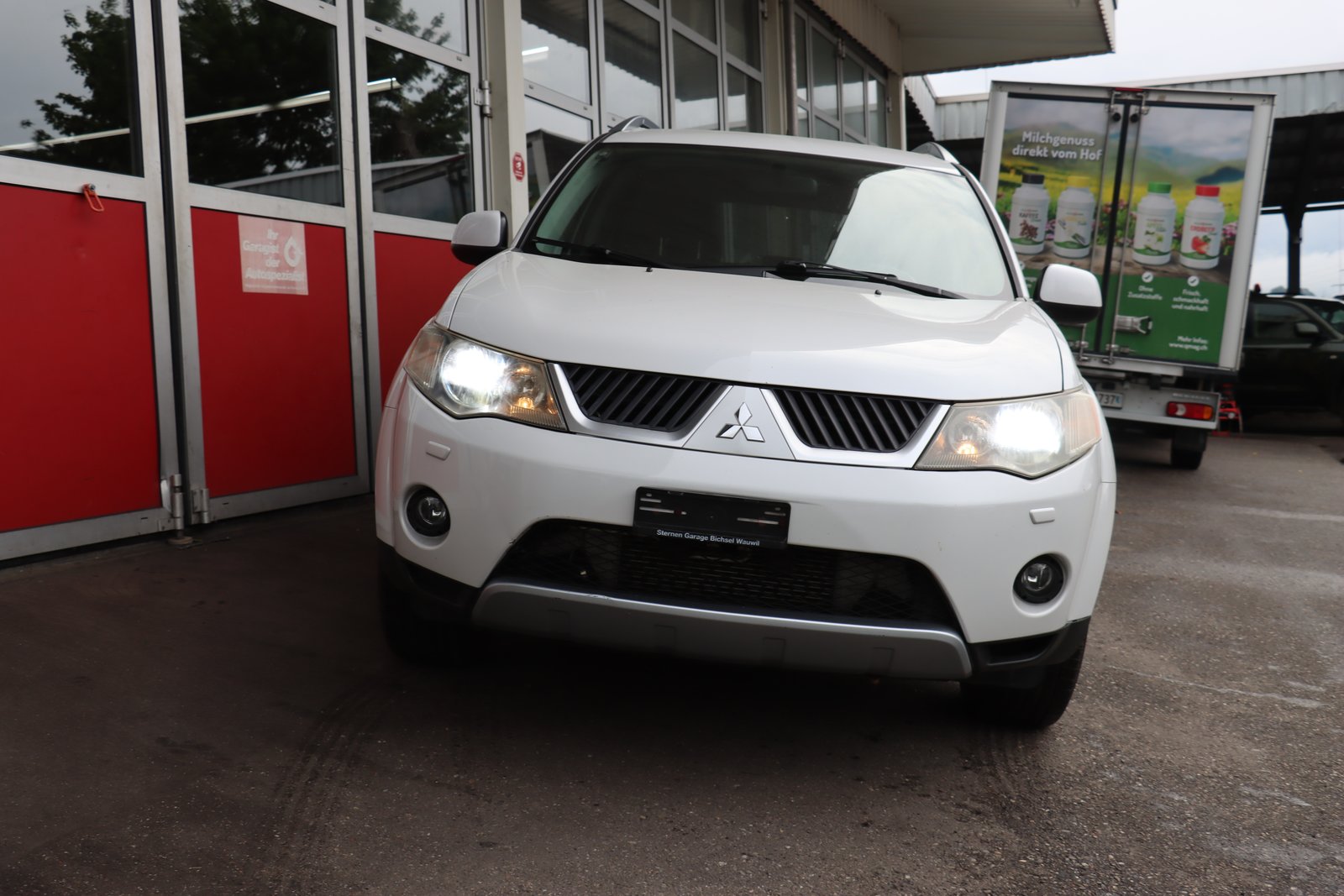 MITSUBISHI Outlander 2.0 DID Intense 4WD, Diesel, Second hand / Used, Manual - 3