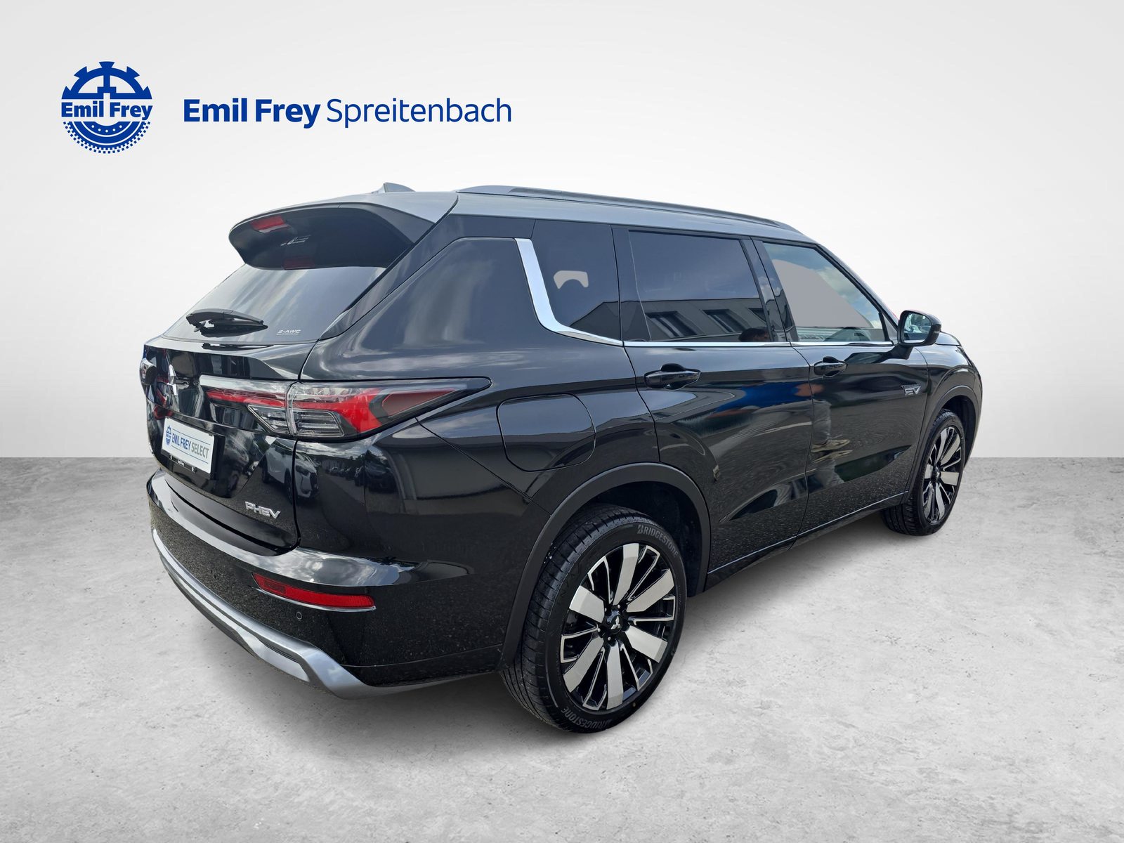 MITSUBISHI Outlander 2.4 PHEV Instyle 4x4 / ab 3,9% Leasing bei Abschlu, Plug-in-Hybrid Petrol/Electric, Second hand / Used, Automatic - 5