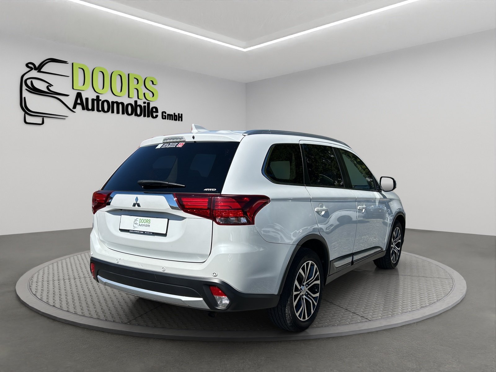 MITSUBISHI Outlander 2.2 DID Style 4WD Automatic, Diesel, Second hand / Used, Automatic - 6