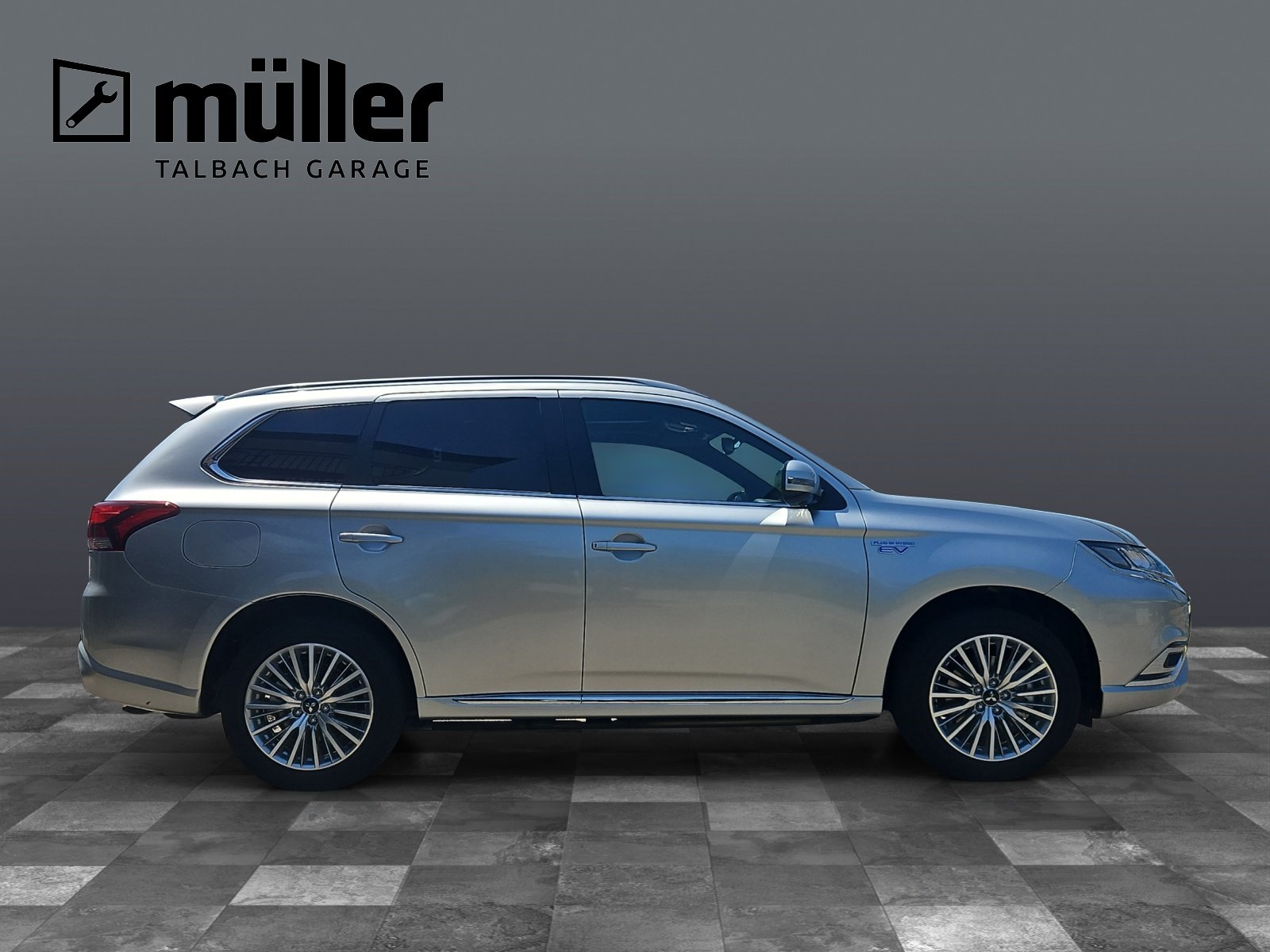 MITSUBISHI Outlander 2.4 PHEV Diamond 4WD Automat inkl. AHK, Plug-in-Hybrid Benzin/Elektro, Occasion / Gebraucht, Automatik - 5