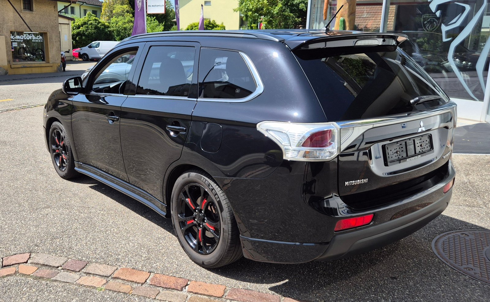 MITSUBISHI Outlander 2.2DID Intense AHK bis 2.0t, Diesel, Occasioni / Usate, Automatico - 2
