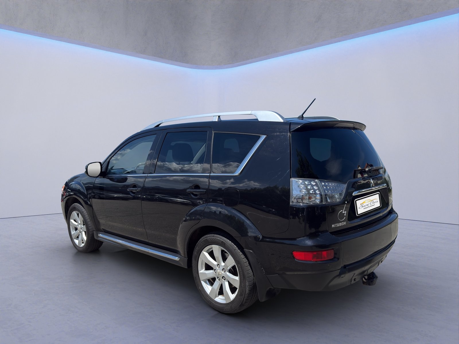 MITSUBISHI Outlander 2.2 DID Invite 4WD TC-SST, Diesel, Occasioni / Usate, Automatico - 4