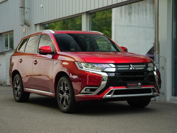 MITSUBISHI Outlander 2.4 PHEV Diamond+, Hybride Rechargeable Essence/Électricité, Occasion / Utilisé, Automatique