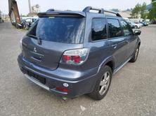 MITSUBISHI Outlander 2.4 16V Intense, Benzin, Occasion / Gebraucht, Automatik - 7