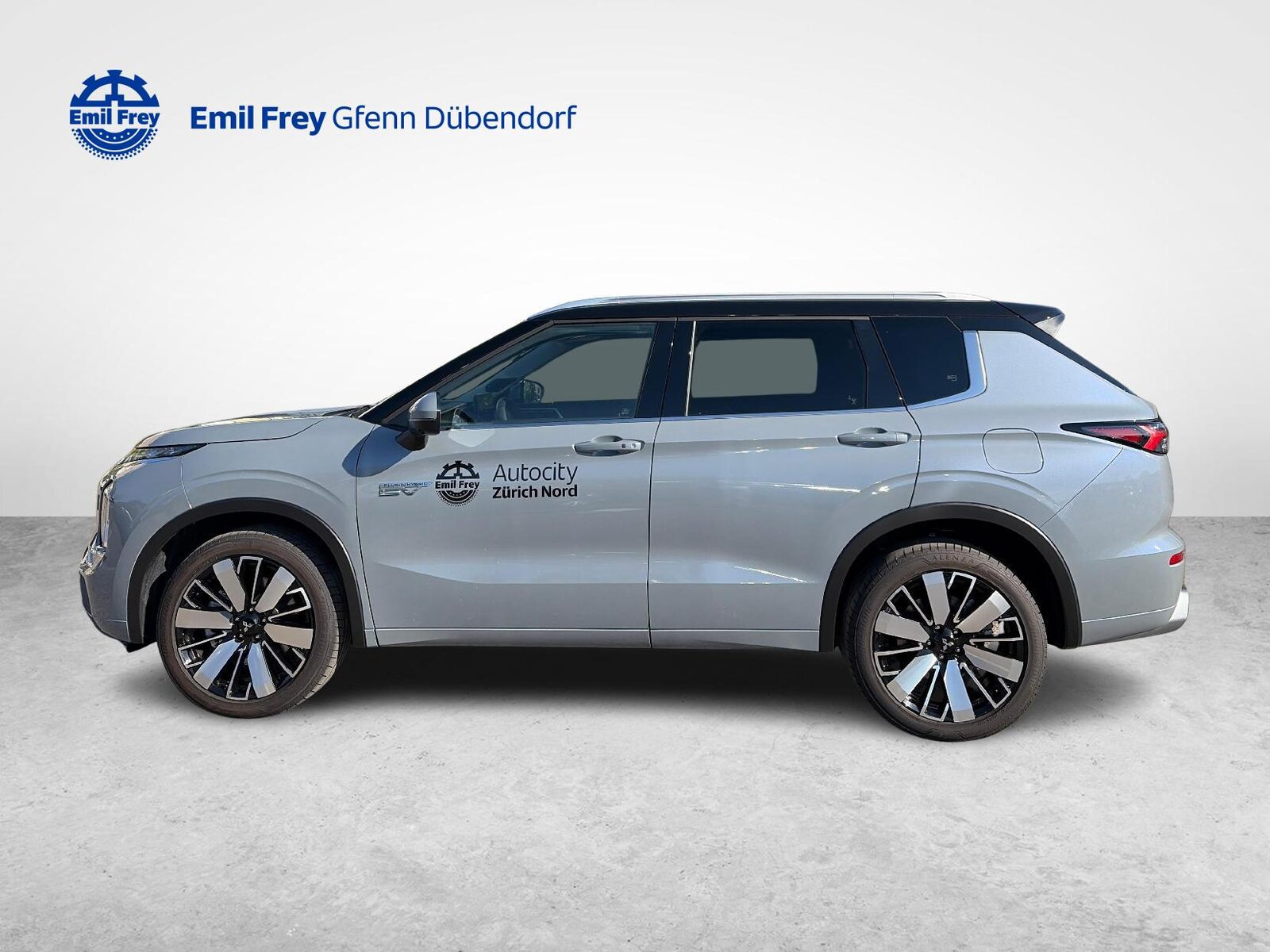 MITSUBISHI Outlander 2.4 PHEV Instyle 4x4, Plug-in-Hybrid Petrol/Electric, Second hand / Used, Automatic - 6