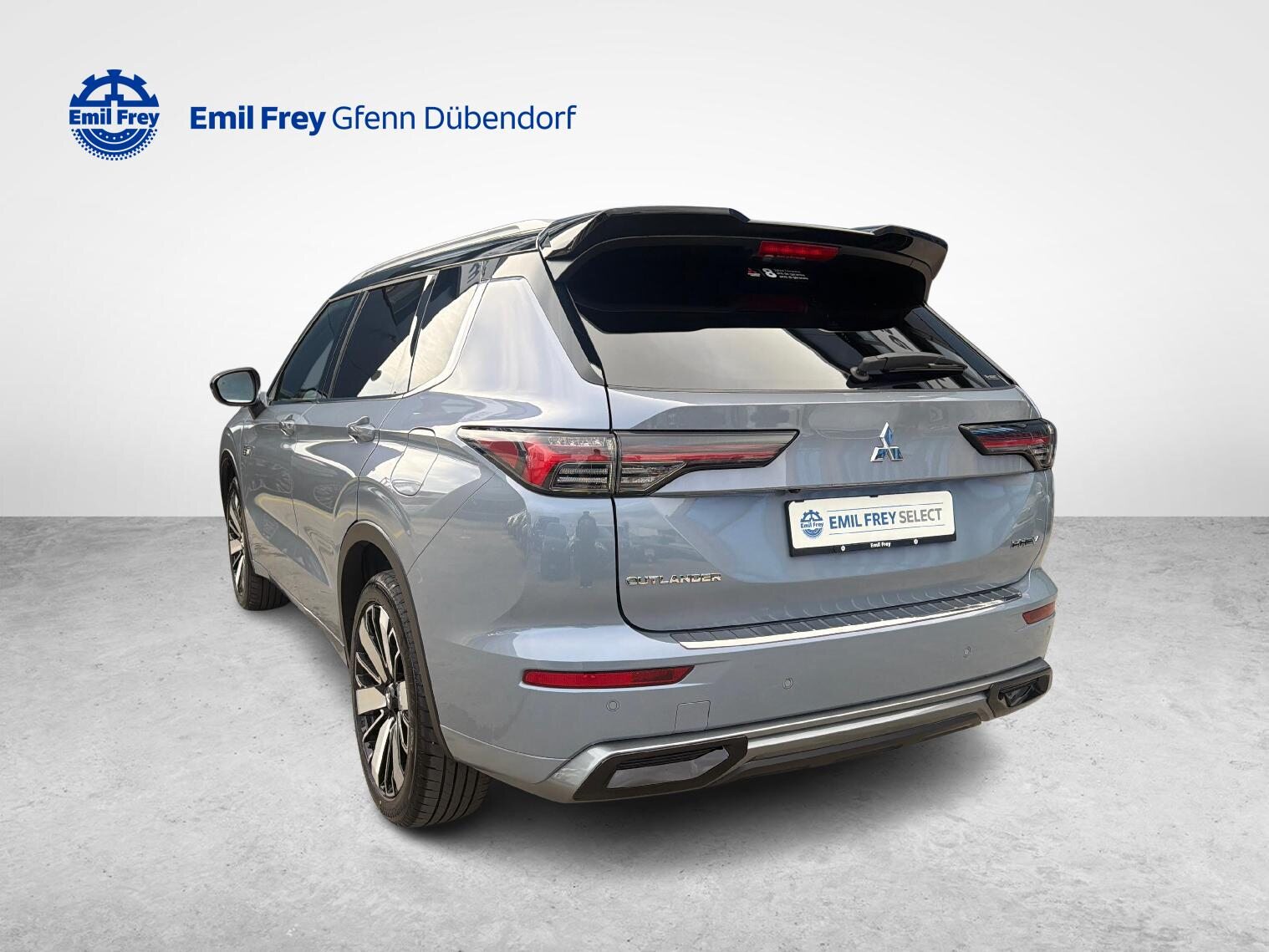 MITSUBISHI Outlander 2.4 PHEV Instyle+ 4x4, Plug-in-Hybrid Petrol/Electric, Second hand / Used, Automatic - 3