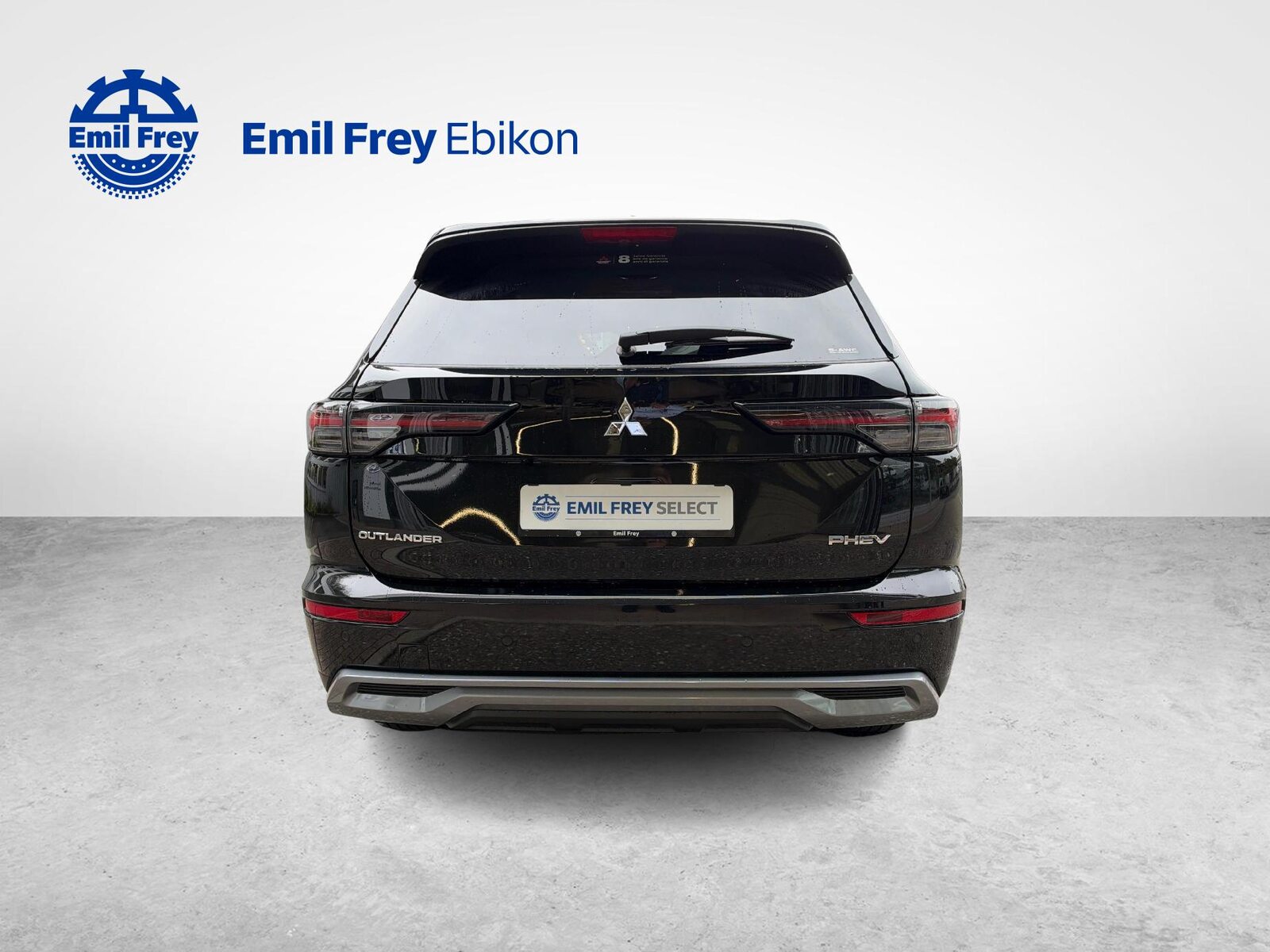 MITSUBISHI Outlander 2.4 PHEV Intense 4x4, Plug-in-Hybrid Petrol/Electric, Second hand / Used, Automatic - 4