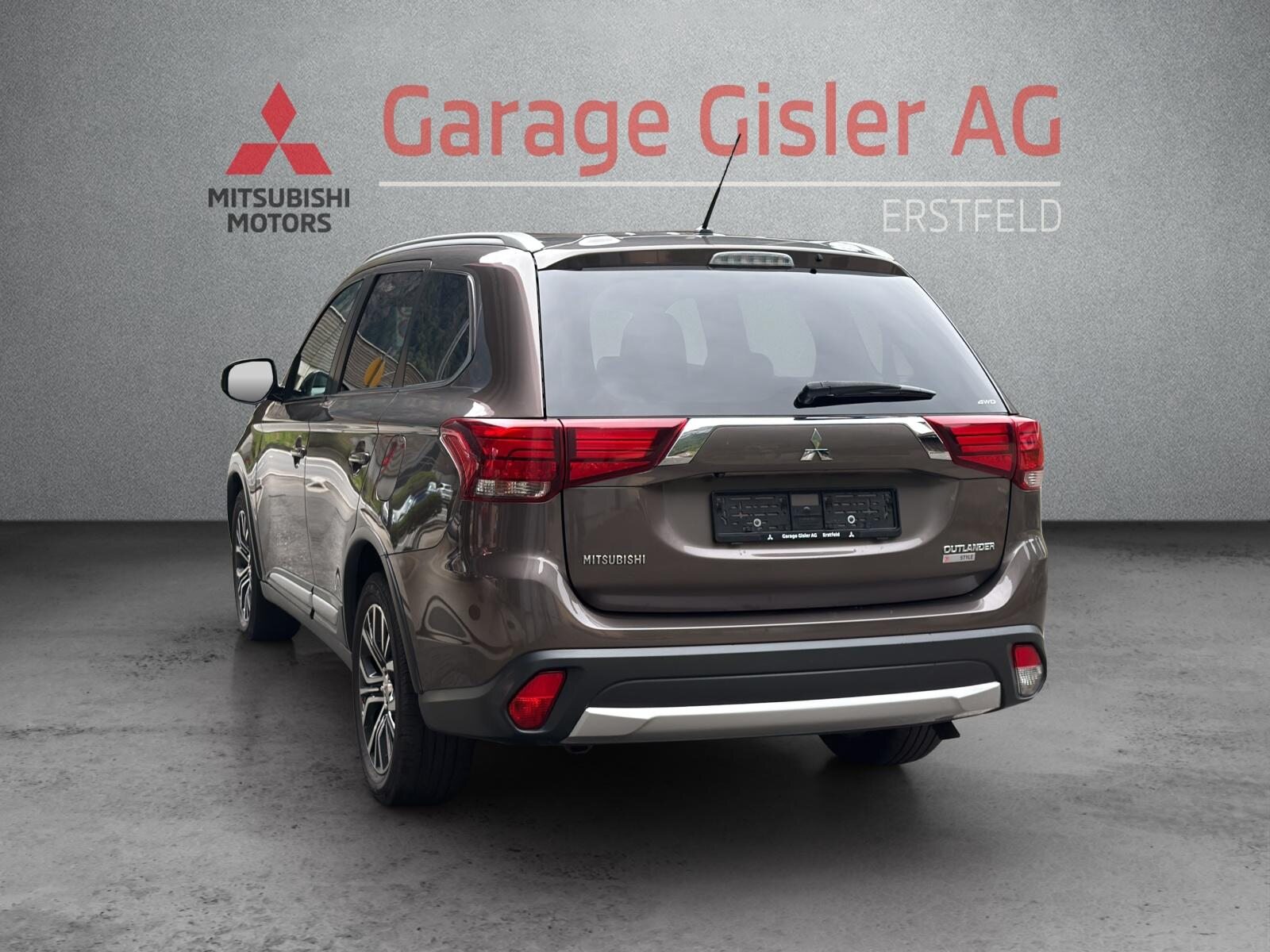 MITSUBISHI Outlander 2.2 DID Style, Diesel, Second hand / Used, Automatic - 5
