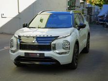 MITSUBISHI Outlander 2.4 PHEV Instyle 4x4, Plug-in-Hybrid Petrol/Electric, Second hand / Used, Automatic - 2